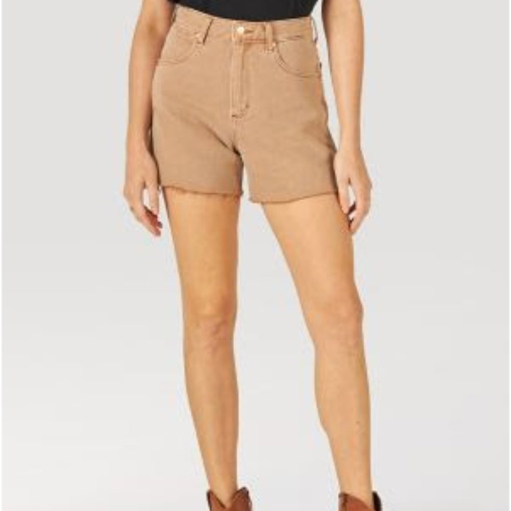 WRANGLER WOMEN'S HIGH RISE A-LINE CUTOFF SHORT IN OCHRE, SIZE 25"